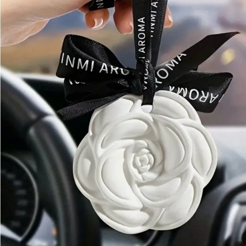Camellia Scented White Fragrance Pendant – Hanging Car & Home Aromatherapy - Picture 2 of 5